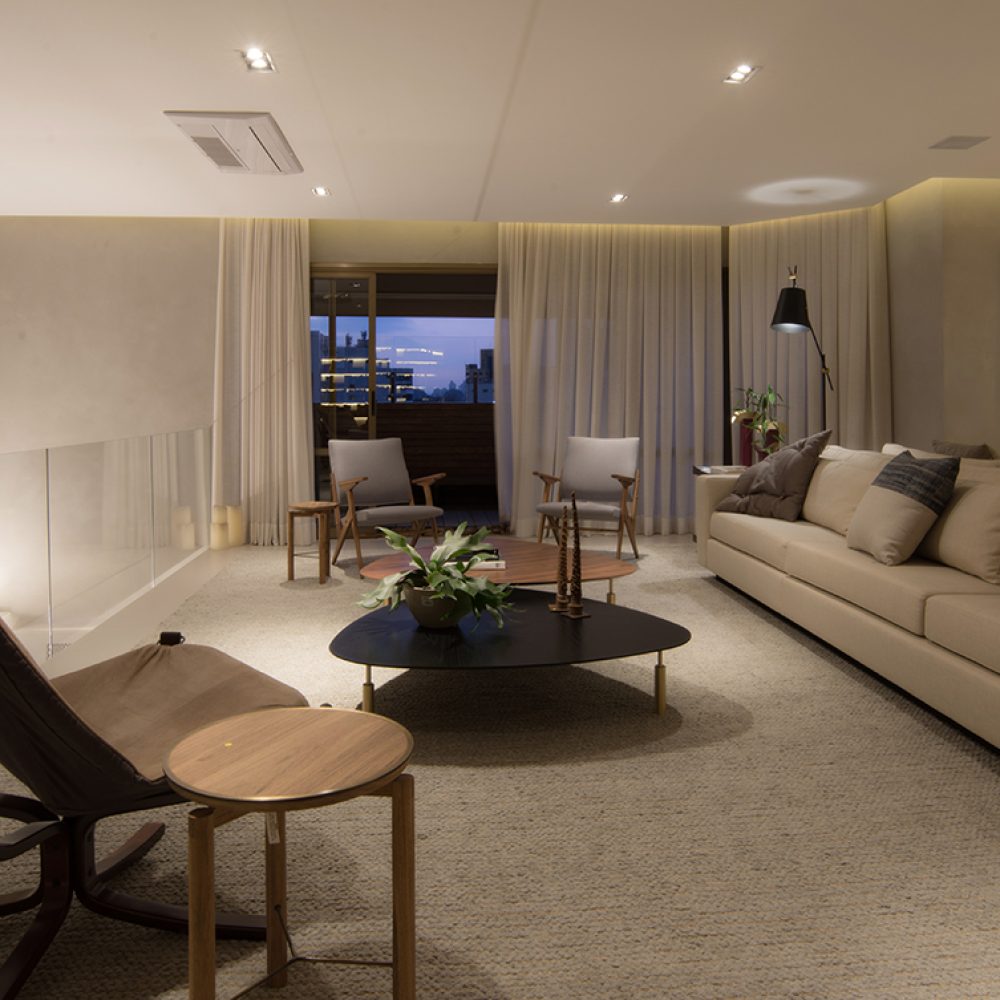 APTO COBERTURA MORUMBI